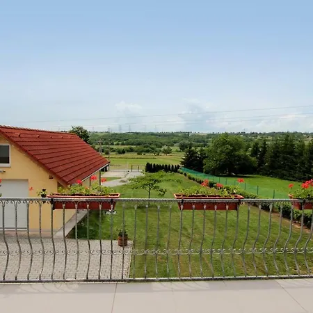 Апартаменты Lena