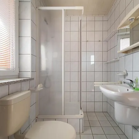 Lena Apartman *