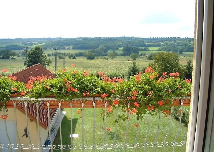 Lena Appartamento Hévíz